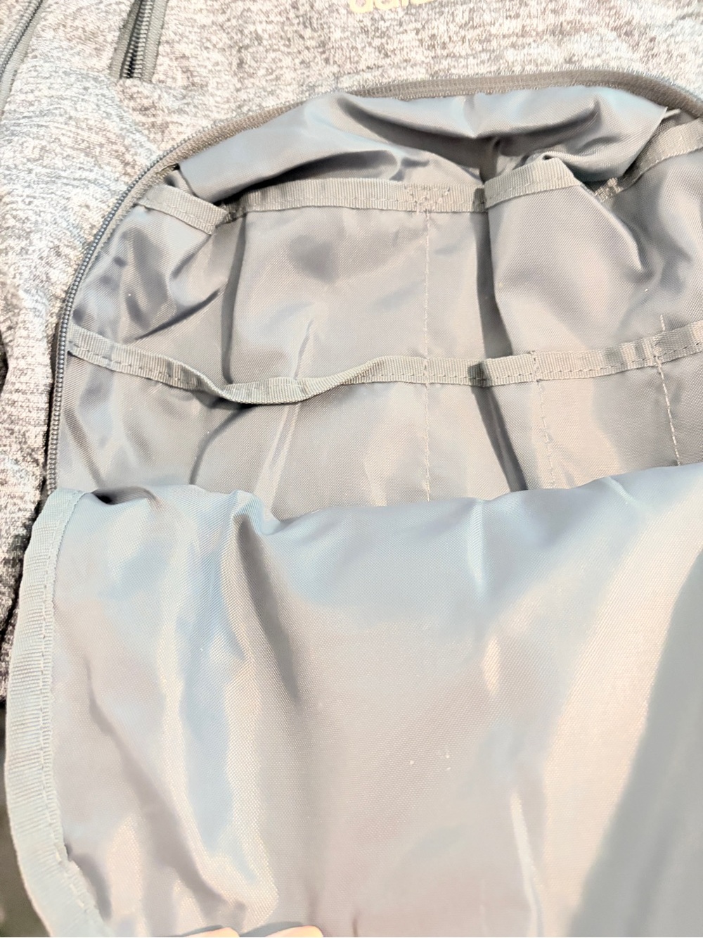 Adidas Backpack ๐ ๐ชธ - Picture 3 of 9